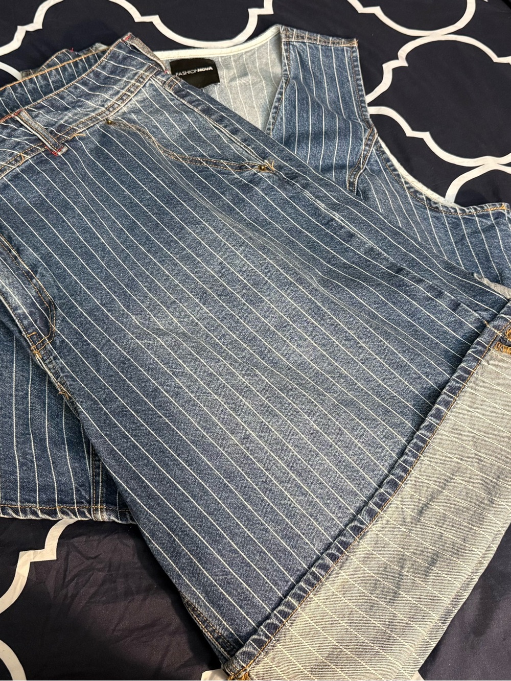 Fashion Nova Women’s Pinstripe Blue Denim Jort Set